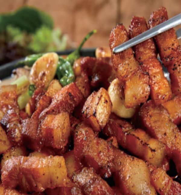 소담찬 자연에 담은 맵단돈구이